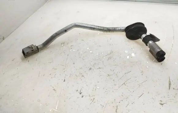Air conditioning (A/C) pipe/hose