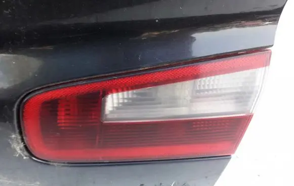 Renault Laguna II Tailgate rear/tail lights