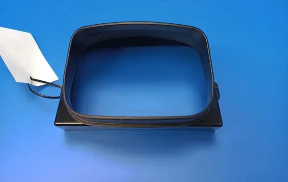 Steering wheel column trim