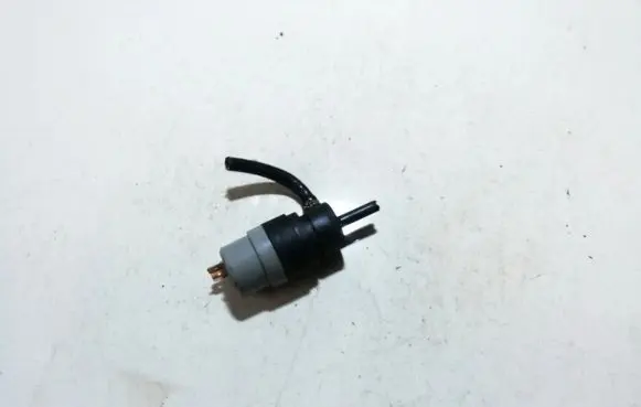 Audi 100 S4 C4 Windscreen/windshield washer pump 431955651