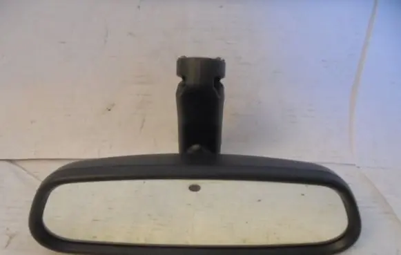 Rear view mirror (interior)
