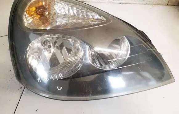 Renault Clio II Headlight/headlamp 15601800 156018-00