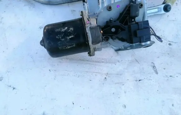 Renault Scenic II - Grand scenic II Wiper motor