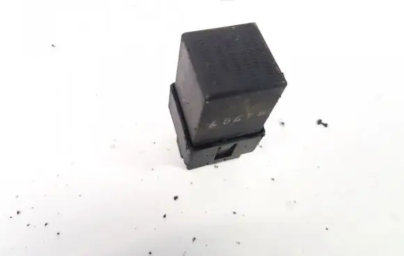 Mitsubishi Space Star Other relay mr228120