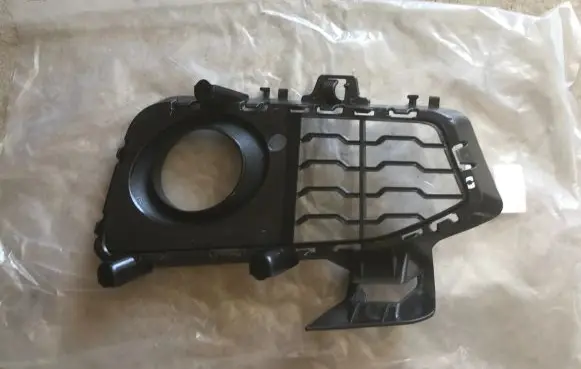BMW Z4 E89 Front fog light trim/grill 51054507