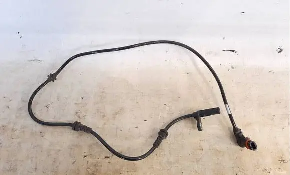 Mercedes-Benz SL R230 ABS wheel speed sensor A2319053101