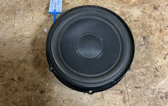 Volkswagen Touareg I Front door speaker 1F0035411G