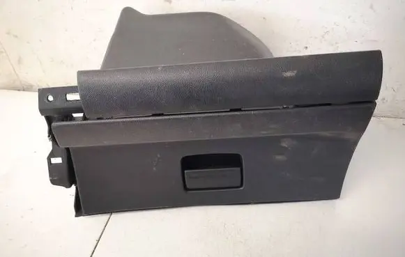 Ford S-MAX Glove box 6M21U06010