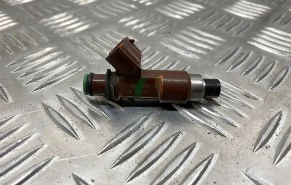 Subaru Outback Fuel injector 