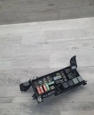 Mercedes-Benz ML AMG W164 Fuse module A1645451740