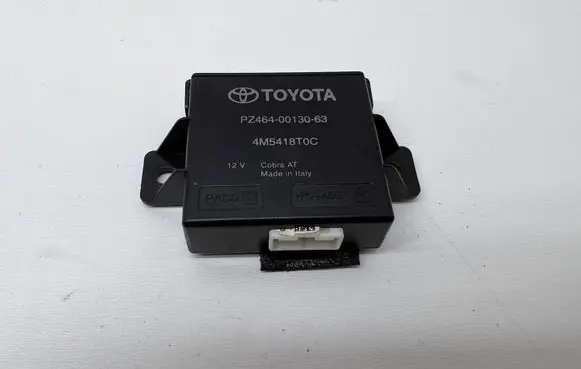 Toyota Auris 150 Engine control unit/module PZ4640013063 4M5418T0C