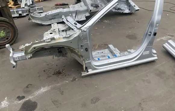 Opel Astra L Front quarter panel 