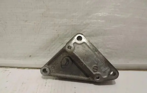 Mazda 6 Engine mount bracket RF7J