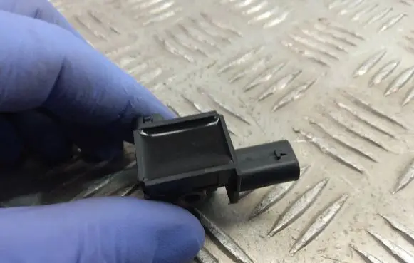 BMW X3 F25 Airbag deployment crash/impact sensor 9224177