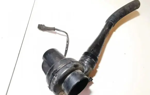 Opel Omega B1 Secondary air pump 0130007810 90493287