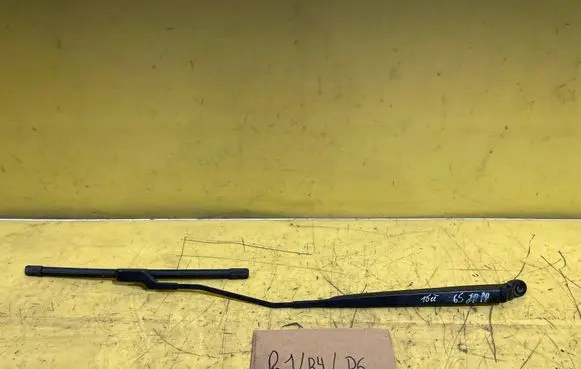 Citroen C3 Picasso Front wiper blade arm 