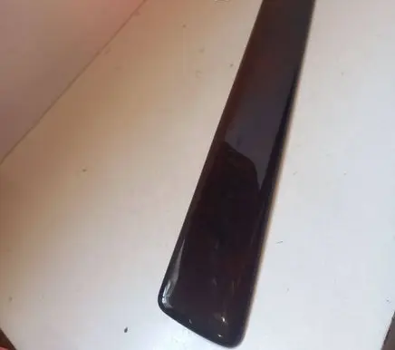 Dashboard glove box trim