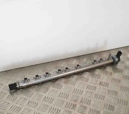 BMW 5 F10 F11 Fuel main line pipe