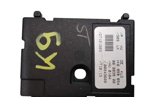 Volkswagen Golf V Steering angle sensor 1K0959654