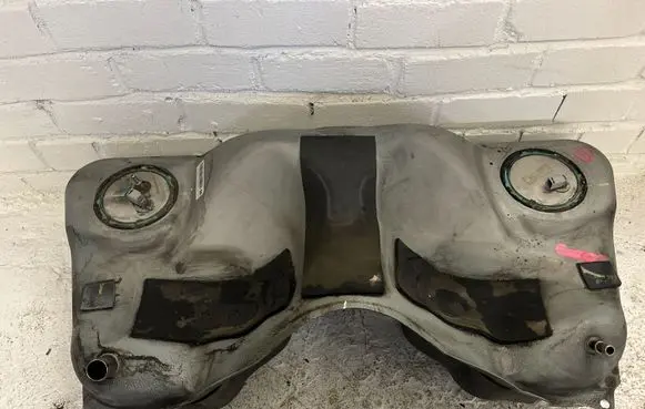 Ford Mustang V Fuel tank AR339K007AB