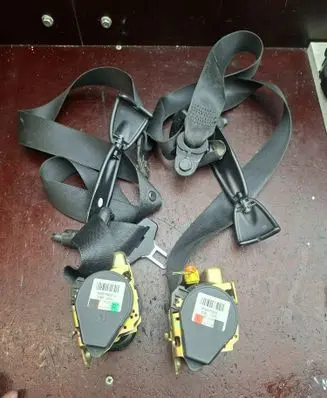 Mercedes-Benz A W169 Front seatbelt 602876900 602877300