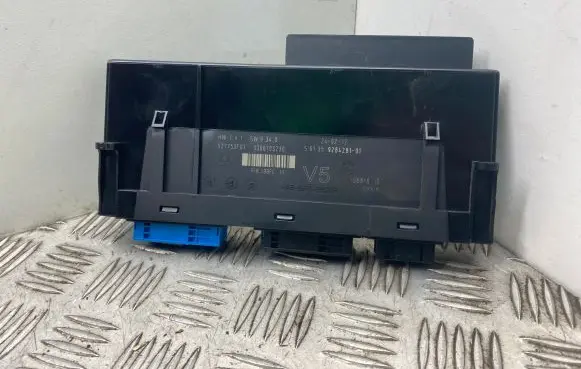 BMW 5 F10 F11 Comfort/convenience module 9284281 61359284281