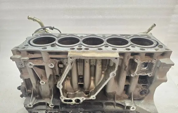Volvo XC60 Engine block D5244T12