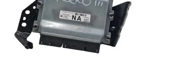 Dacia Sandero Engine control unit/module 237106047S