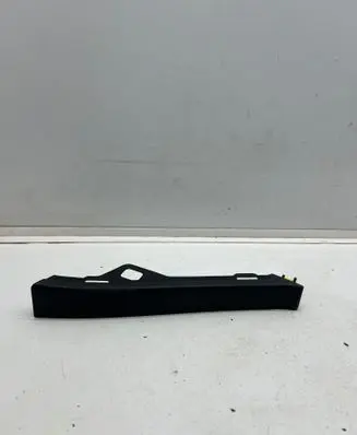 Renault Captur II Trim molding 681087572R