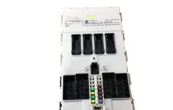 BMW 3 F30 F35 F31 Comfort/convenience module 9315685 524509F07 8290732674