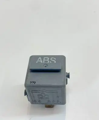 Mercedes-Benz SLC C107 Other relay 61361393403