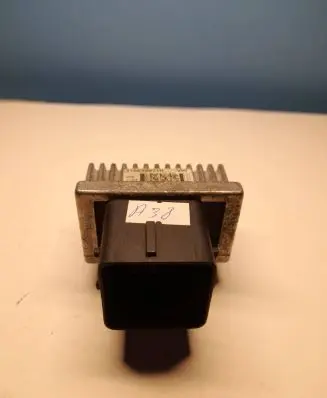Mercedes-Benz Citan W415 Glow plug pre-heat relay 110678071R