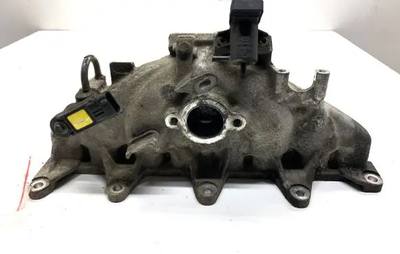 Renault Master III Intake manifold 140032042R