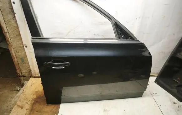 BMW X3 E83 Front door 