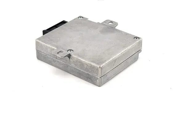Mercedes-Benz SL R230 Voice control module A2208206285 2208206285