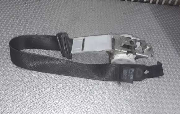 Opel Vectra C Front seatbelt 0402050
