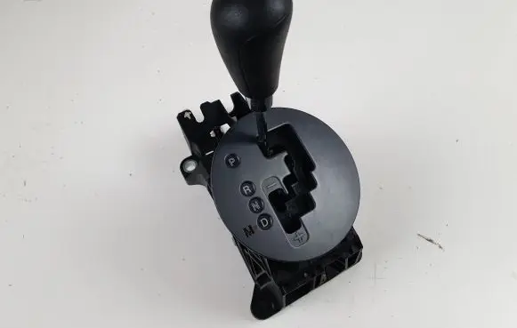 Mazda CX-7 Gear shifter/selector