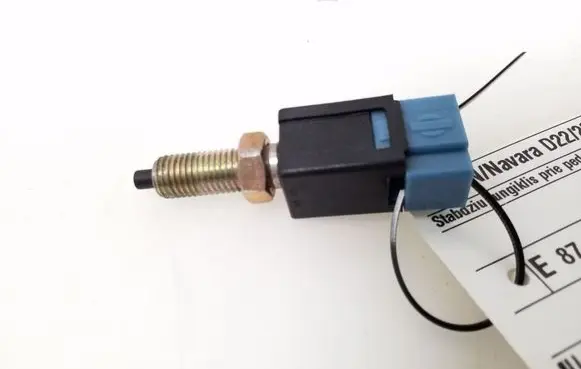Nissan Navara D22 Brake pedal sensor switch 