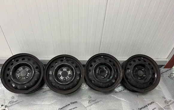 Hyundai i30 R15 steel rim 52910A6050
