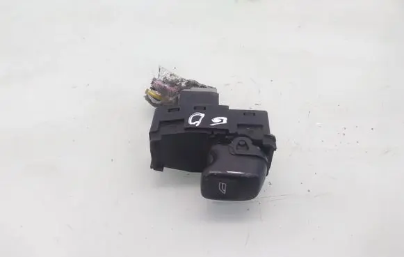 Volvo XC90 Electric window control switch