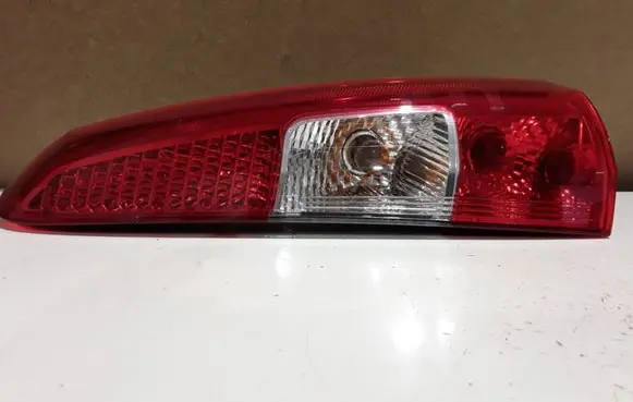 Volvo V70 Rear/tail lights 160986
