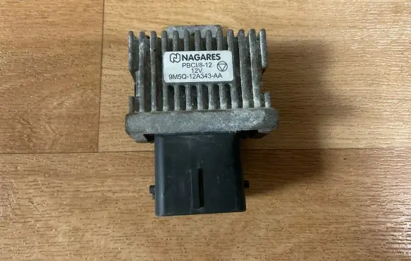 Ford C-MAX II Glow plug pre-heat relay 9M5Q12A343AA PBCV812