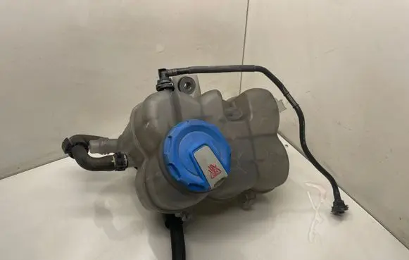 Porsche Macan (95B) Coolant expansion tank/reservoir 95B121407B