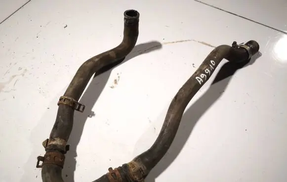 Ford Mondeo MK IV Engine coolant pipe/hose
