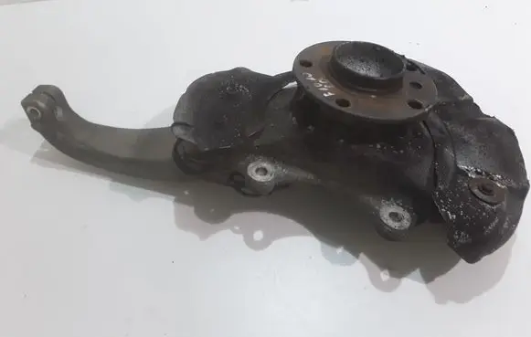 BMW 5 F10 F11 Front wheel hub