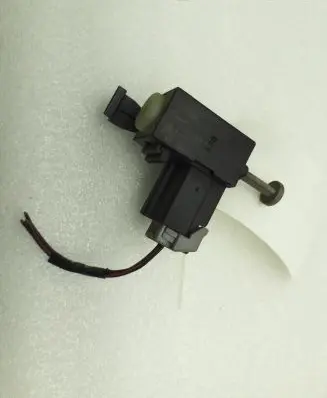 Ford Kuga I Brake pedal sensor switch 6G9T11A152AA