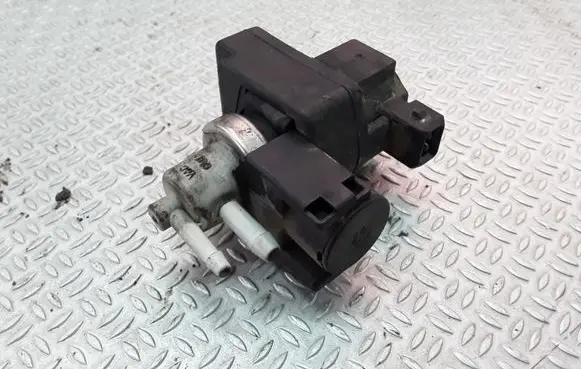 Renault Megane II Turbo solenoid valve 36611200
