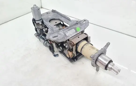 BMW 7 E65 E66 Steering wheel axle 6908962 6908961 1052244M