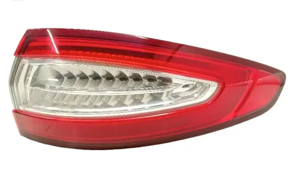 Ford Fusion II Rear/tail lights
