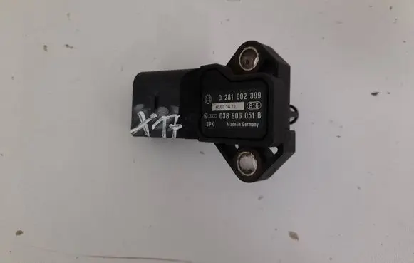 Volkswagen Golf V Air pressure sensor 0281002399